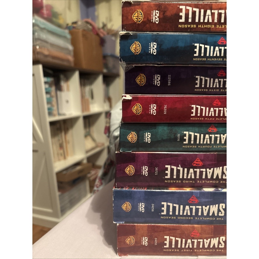 Smallville Series Seasons 1-8 DVD Boxed Sets Used With Episode Guides - Picture 2 of 4